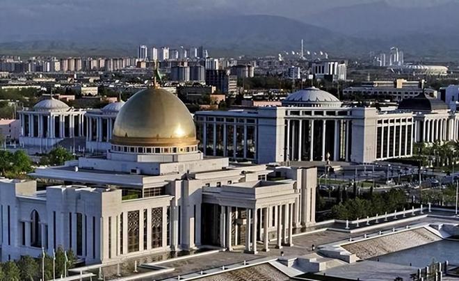国至今仍在闭关锁国？比朝鲜还要神秘爱游戏app登录亚洲唯一的永久中立(图3)