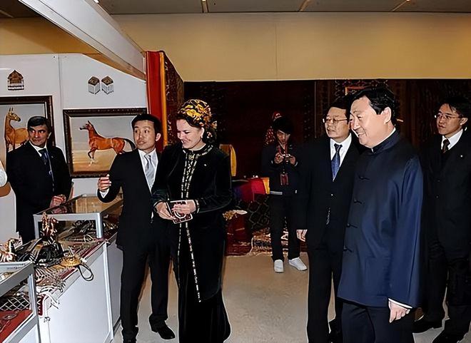 国至今仍在闭关锁国？比朝鲜还要神秘爱游戏app登录亚洲唯一的永久中立(图19)