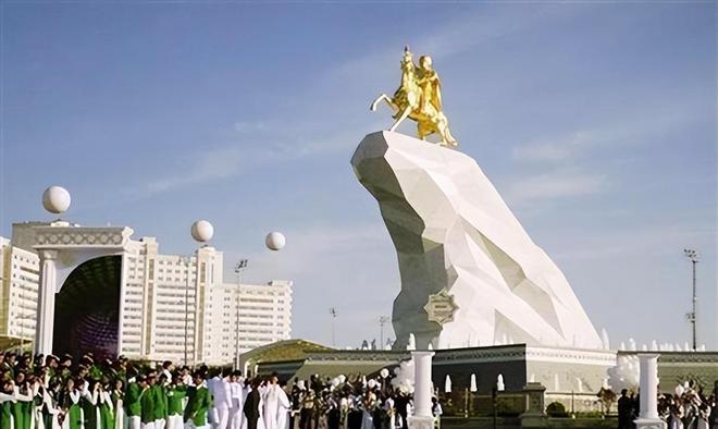 国至今仍在闭关锁国？比朝鲜还要神秘爱游戏app登录亚洲唯一的永久中立(图41)